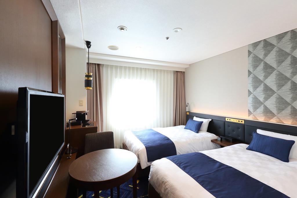 Kobe Sannomiya Tokyu Rei Hotel Exterior photo